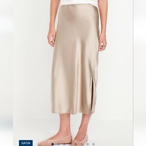 Old Navy| Satin Midi Skirt